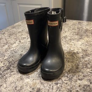 Black size 7 baby/toddler hunter boots